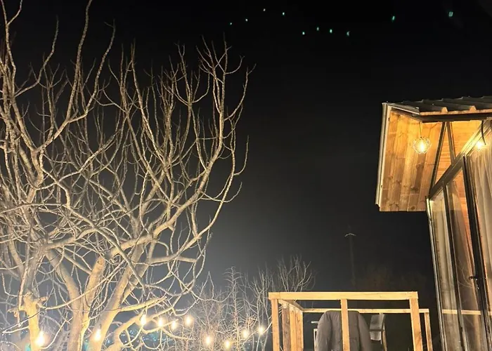 Cozy Forest Chalet Tirana